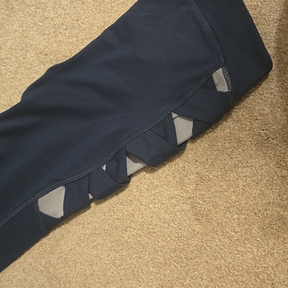 TEMA Athletics Weave Leggings - Picture 3 of 4